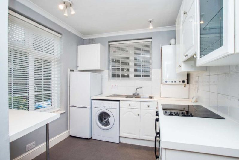 Kitchen- click for photo gallery